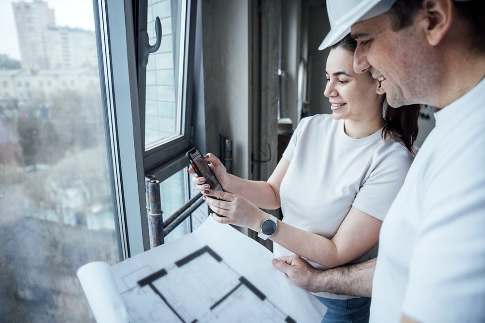 Fiberglass vs. Vinyl Windows: Which One’s Right for Your Home?